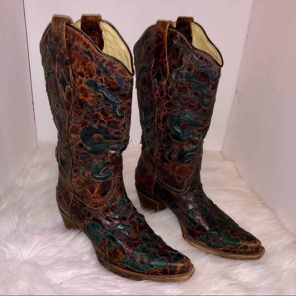 Corral Vintage boots. Size 8 1/2